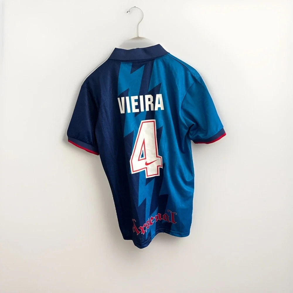 Authentic Vintage Arsenal FC 1995/1996 Away Football Shirt by Nike Vieira #4 M